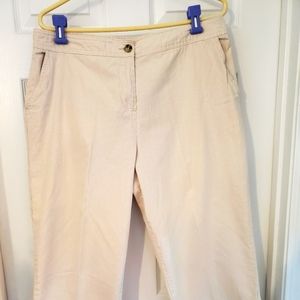 Basic Editions  Cream Searsucker Capris size 16